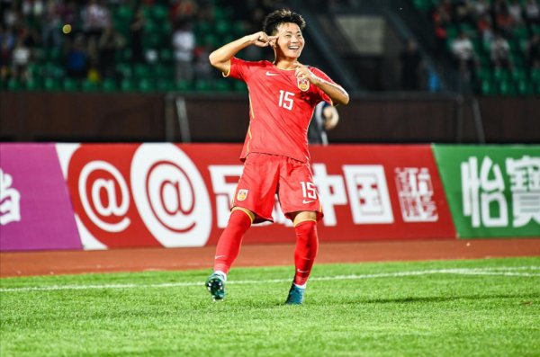 玖富配资 足球铁律惩罚国足U16！帅惟浩屡失良机，梁仕宇建功，1-1日本U16